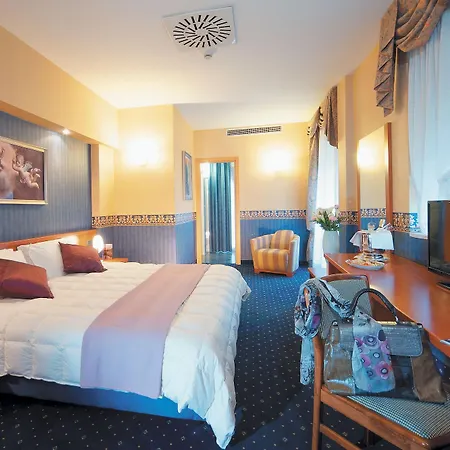 Ele Park Pamphili 4* Рим