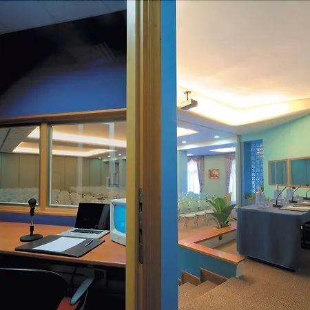 Hotel Ele Park Pamphili 4*