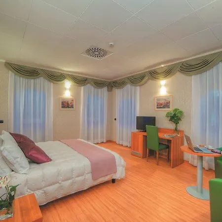 Ele Park Pamphili 4* Рим