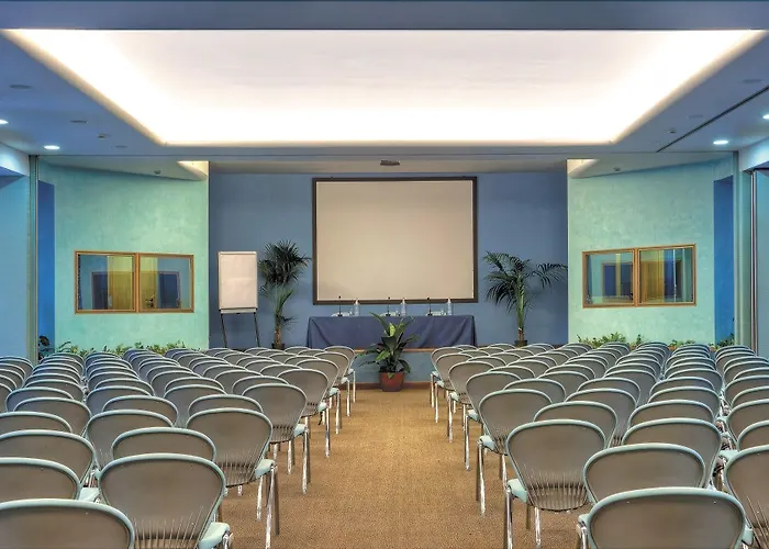 Hotel Ele Park Pamphili 4*