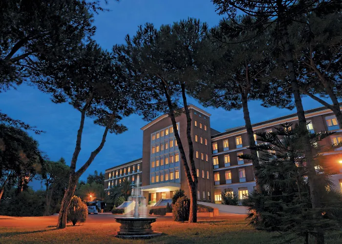 Ele Park Pamphili 4*